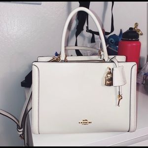 PERFECT CONDITION COACH PURSE